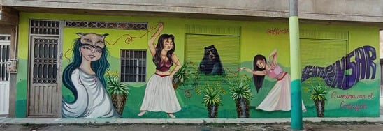 Mural por Stoika, Reina del Caoz y Verbo96 integrantes de la colectiva Taller Zupia