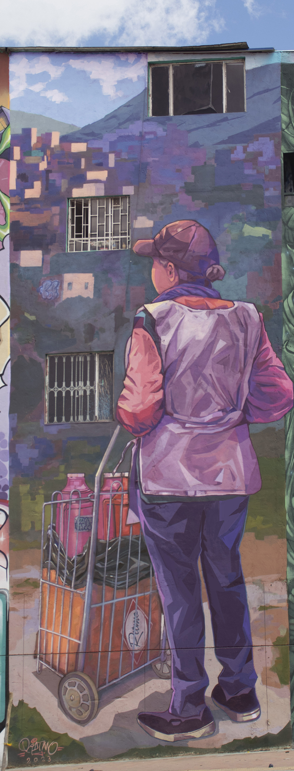 Hologramas locales.  ‘Kops’, ‘Jota 2’, Javier Castro, ‘Ultra’, ‘Tintas’. Ilustración y graffiti writing en vinilo y aerosol. 220 m2. Calle 27A sur No. 10 – 27 y calle 28 sur No. 10 – 20. Rafael Uribe Uribe.